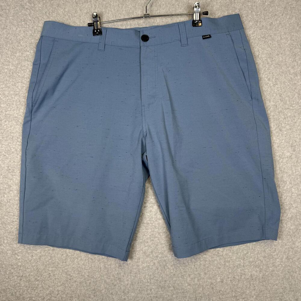 Travis Mathew Men's Size 38 Blue Flat Front Bermuda Shorts Stretch Casual